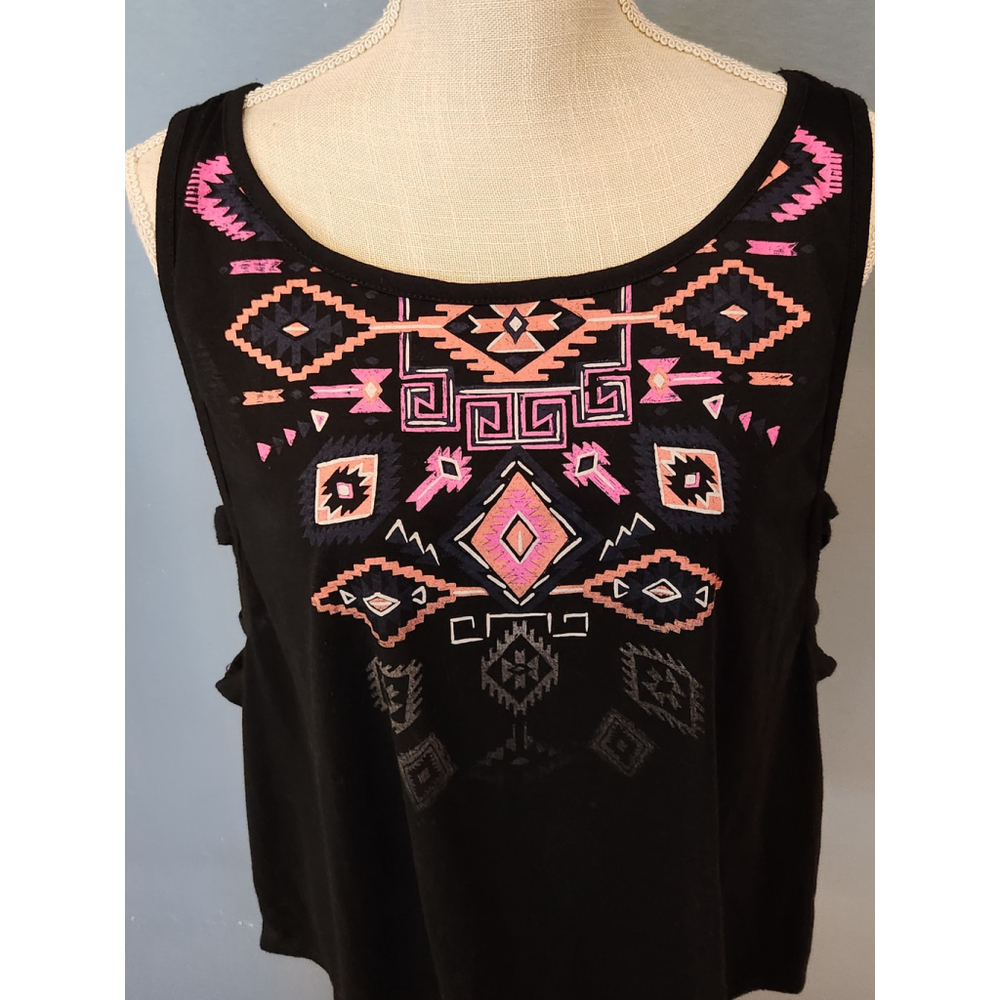 No Boundaries neon Aztec southwest crisscross detail high-low hem tank top - Picture 2 of 8